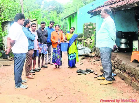 సంపద కేంద్రం పరిశీలన
