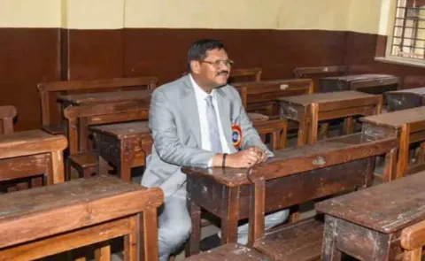 Should I Speak in Marathi or English CJI Gavai3