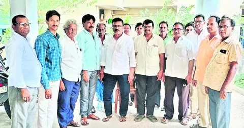 అగ్రిగోల్డ్‌ బాధితుల మొర ఆలకించండి 