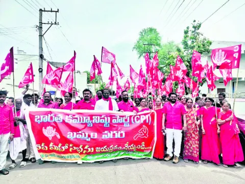 మోదీ పాలనలో ఉద్యోగాలు లేవు..