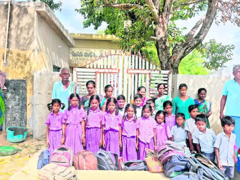 బడిబాట కాగితాల్లోనే..!