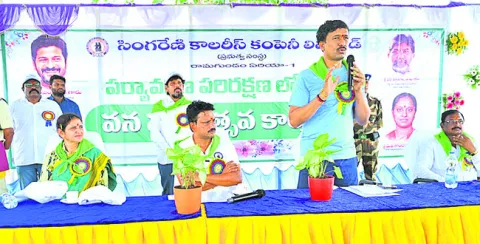 ప్రభావిత గ్రామాలకు పండ్ల మొక్కలు
