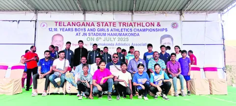 అథ్లెటిక్స్‌లో  ఐదు పతకాలు