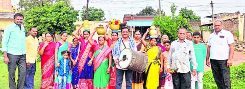 బీరన్నకు బోనాలు