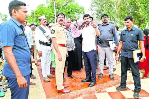 నిఘా నీడన రొట్టెల పండగ