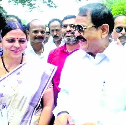 మహిళా కాంగ్రెస్‌ రాష్ట్ర అధ్యక్షురాలిగా మీనాక్షి బాహిణీ