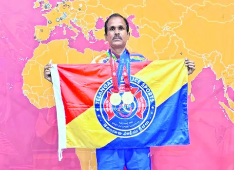 బుద్దారంవాసికి  అమెరికాలో గోల్డ్‌మెడల్‌ 
