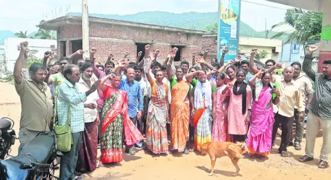 గ్రామసభ నిర్వహించకుండా భూసేకరణ తగదు 