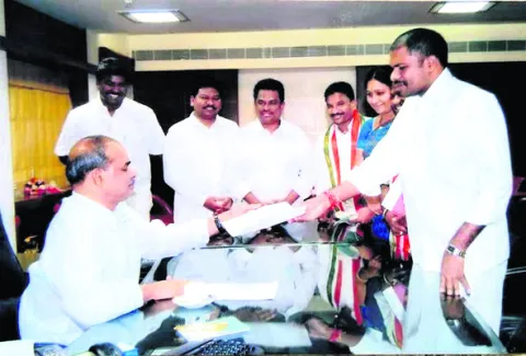 వైఎస్‌ పాలనలో ఏజెన్సీలో అభివృద్ధి పరుగులు 