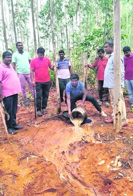 రోడ్డు ప్రమాదంలో వ్యక్తి దుర్మరణం 