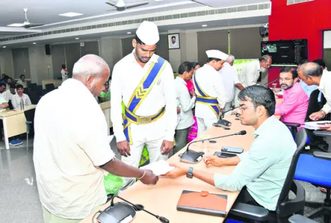 వన మహోత్సవానికి సన్నద్ధం కావాలి 