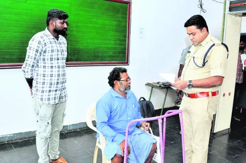 నిర్ణీత గడువులోగా ప్రజా సమస్యల పరిష్కారం