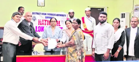 రాజీ మార్గమే రాజమార్గం