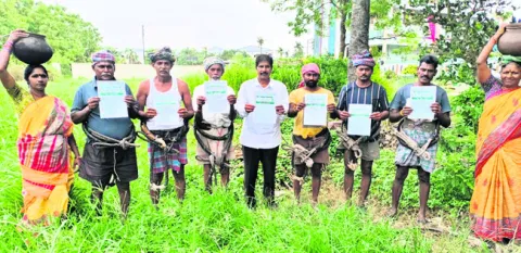 గీత కార్మికుల సమస్యలను పరిష్కరించాలి 
