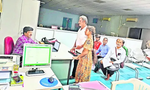 వందశాతం హాజరు 