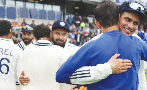 Gambhir Once In A Blue Moon Act Surprises Ravi Shastri: Not often That4