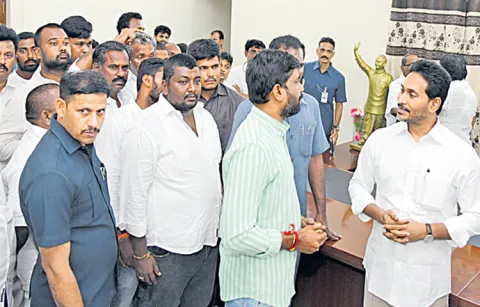 YS Jagan assures activists and leaders in Pulivendula