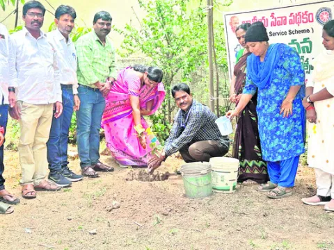 ప్రభుత్వ కళాశాలల్లో నాణ్యమైన విద్య
