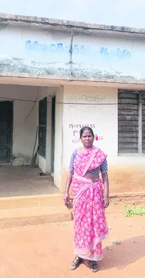 ఇల్లు ఇప్పించండి సారూ..
