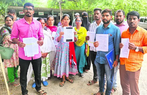 సచివాలయ బది‘లీలలు’