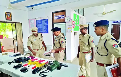 రైలు ప్రయాణికులకు  మరింత భద్రత 