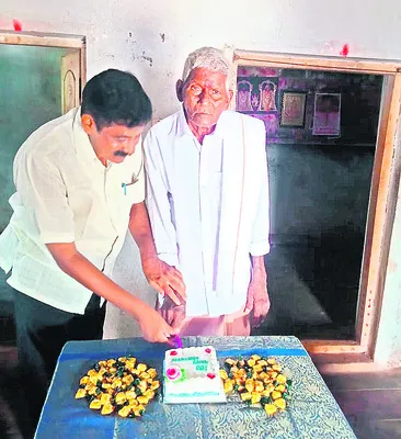 ‘శతాధిక’ సంబరం
