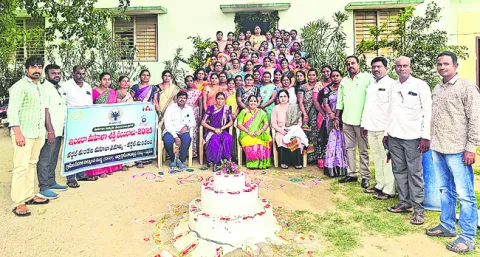 ‘మహిళాశక్తి’ సంబరాలు నిర్వహించండి 