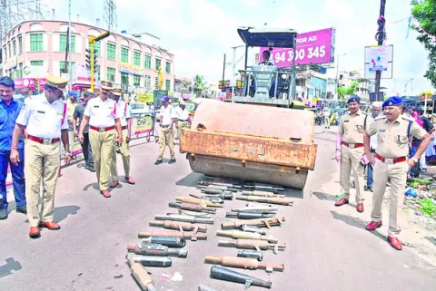 సైలెన్సర్లు మారిస్తే క్రిమినల్‌ చర్యలు