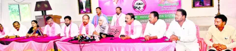 అభివృద్ధి, అవినీతిపై చర్చకు సిద్ధం