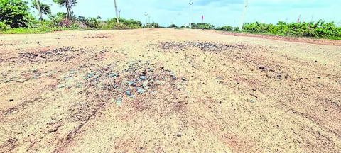 తారు.