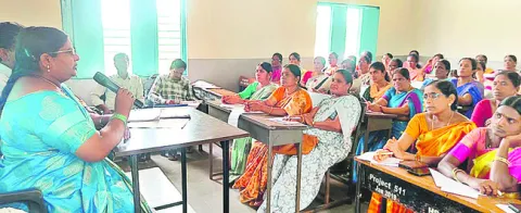 బూత్‌ లెవల్‌  అధికారుల పాత్ర కీలకం
