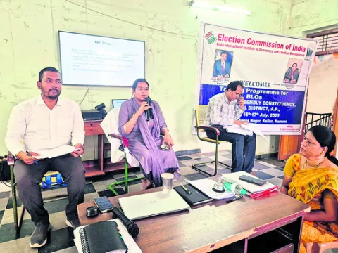 బీఎల్‌ఓల శిక్షణ ప్రారంభం 