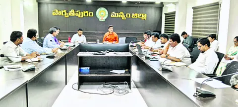 శతశాతం రాయితీపై బిందు, తుంపర సేద్యం పరికరాలు