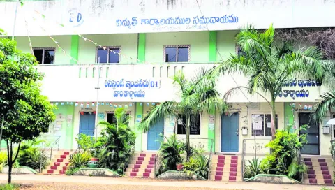 పైసలిస్తేనే మీటర్లు..! 