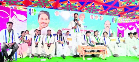 కూటమి మోసాలను ఎండగడదాం 