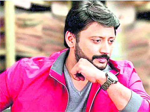 కోలీవుడ్‌కు కోర్టు 