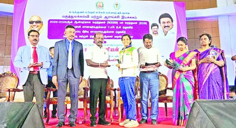699 మంది విద్యార్థులకు 7.5 శాతం కోటా సీట్లు 