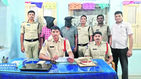 ఆర్టీసీ బస్సు దహనం కేసులో ఇద్దరి రిమాండ్‌
