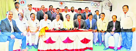 జిల్లాలో క్రీడల  అభివృద్ధికి కృషి