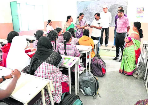 పెద్దపల్లి కలెక్టర్‌దే