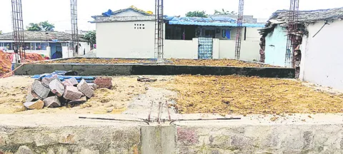ఇందిరమ్మకు ఇసుక గండం