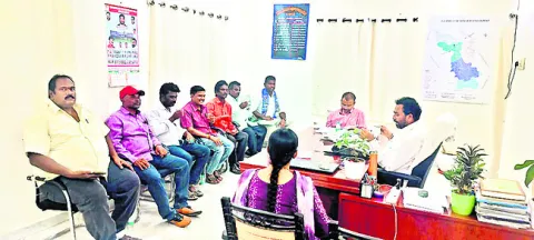 ఓటరు జాబితా సవరణకు ఇంటింటి సర్వే