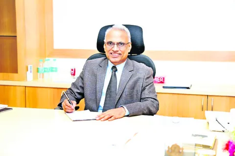 మహిళా ప్రొఫెసర్ల సంఖ్య పెరుగుతోంది 
