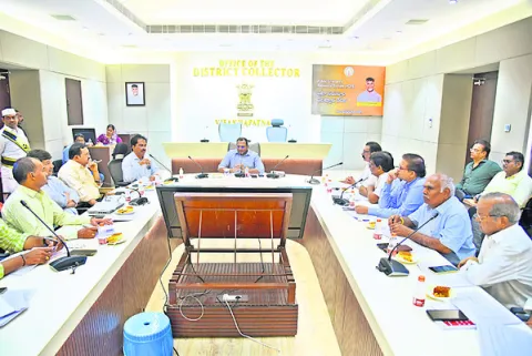 పరిశ్రమల నిర్వహణకు పూర్తి సహకారం