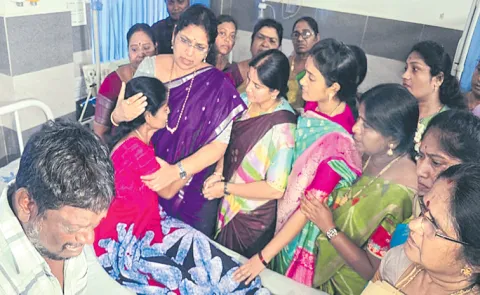 YSRCP MLC Varudu Kalyani Fires On Minister Kollu Ravindra