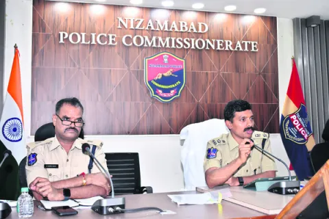 నిబంధనలు అతిక్రమిస్తే చర్యలు 