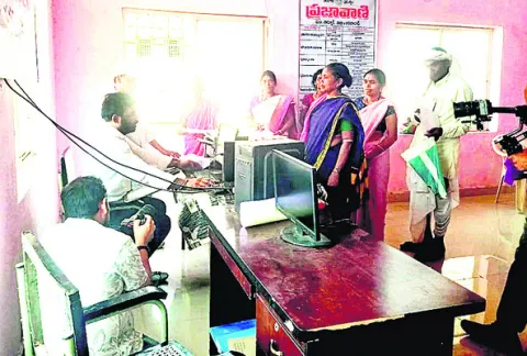 ‘సంక్షేమ’ తిప్పలు!