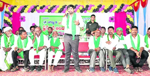 ఆదివాసీ సంస్కృతిని భావితరాలకు అందిద్దాం