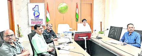 ప్రభుత్వ కార్యాలయాలకు సోలార్‌ పవర్‌