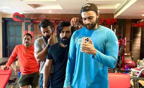 Mega Heroes Weekend Workout Pic at Gym Goes Viral